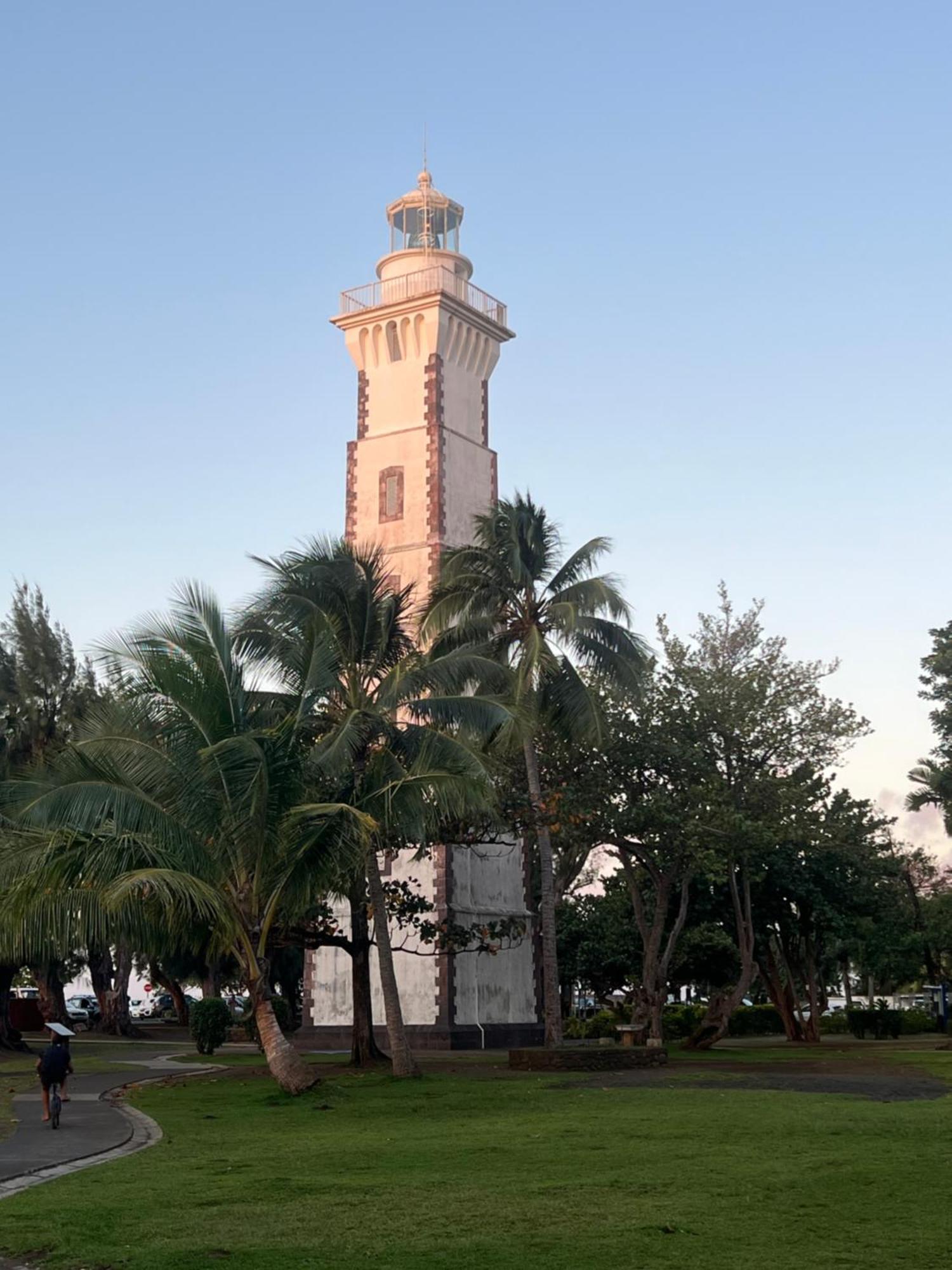 La Maison Pres Du Phare Mahina Eksteriør billede